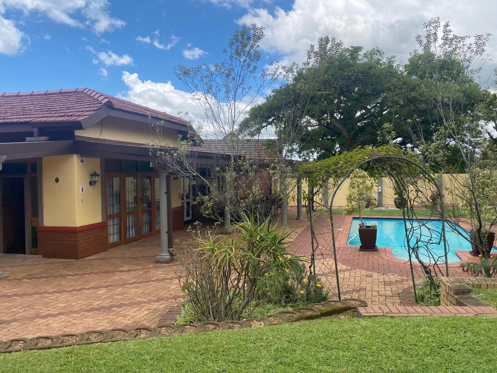 Madlula'S Guesthouse Pietermaritzburg Esterno foto