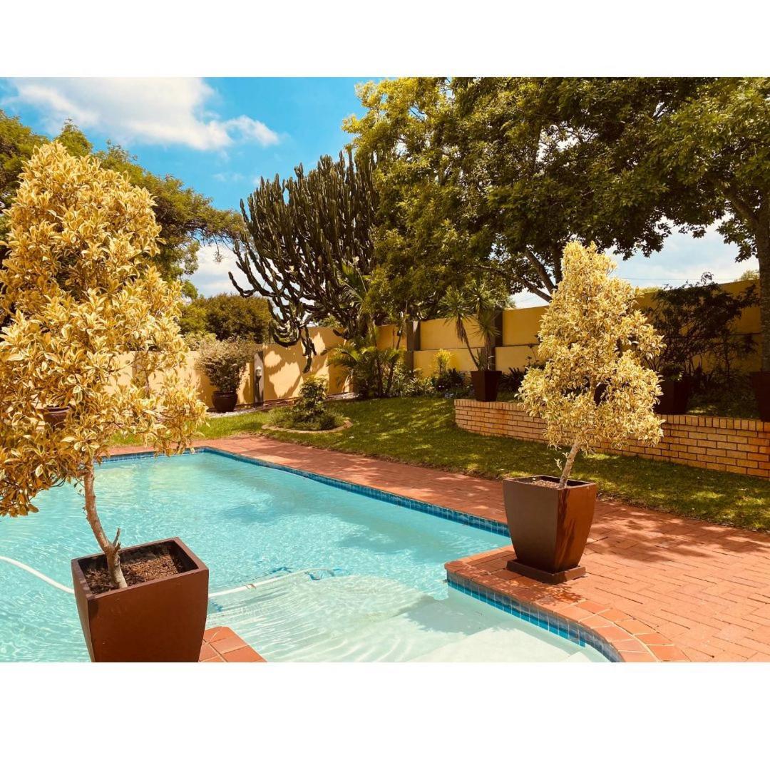 Madlula'S Guesthouse Pietermaritzburg Esterno foto